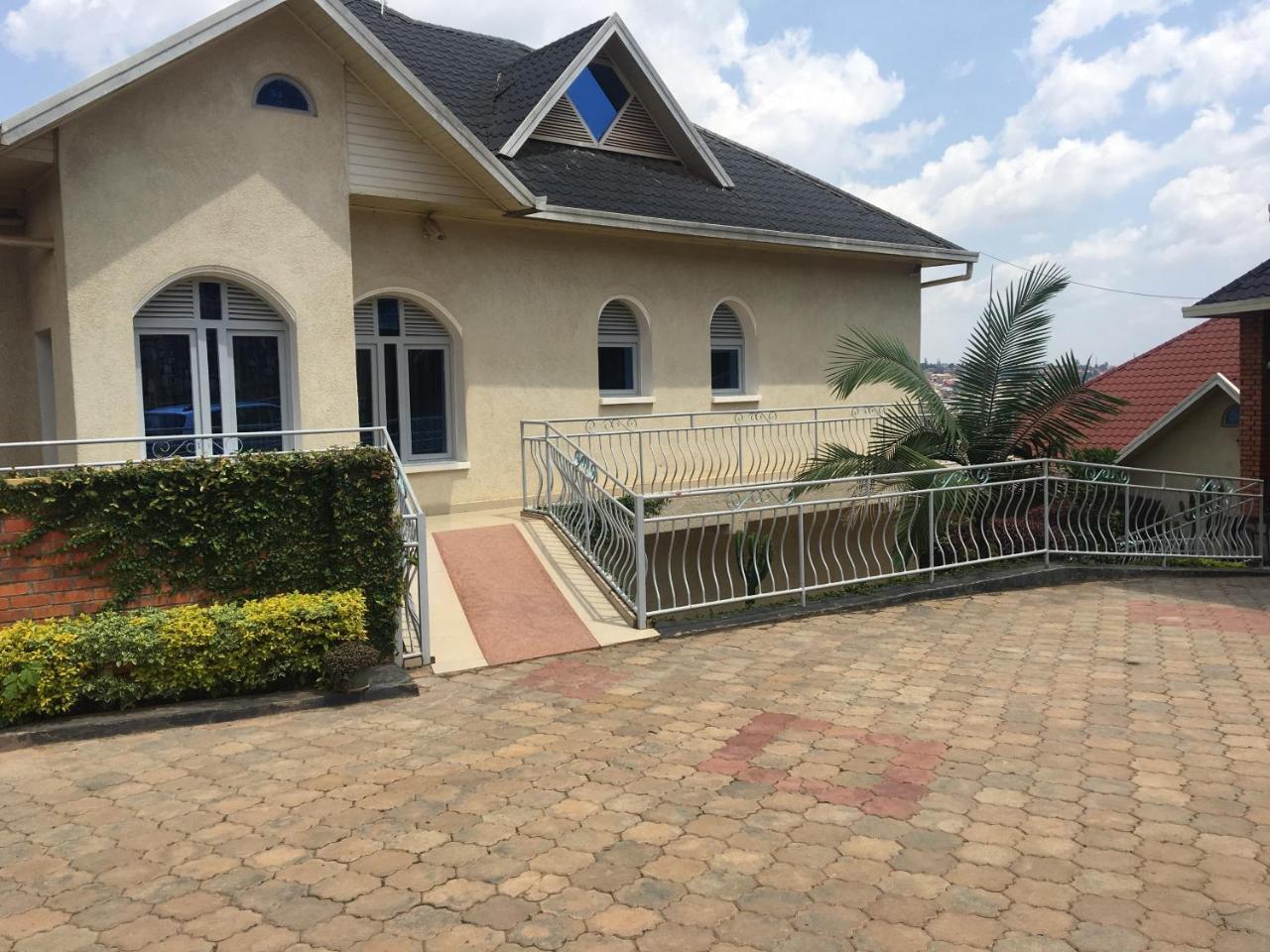 Corina K Guest House Kigali Exterior foto